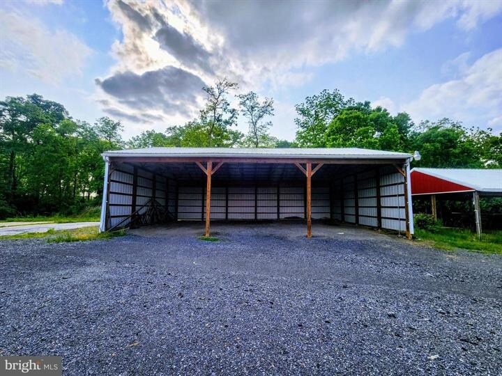 More Photos Of 215 Burkharts ln, Martinsburg Flex For Lease