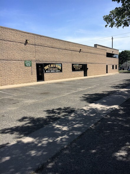 More Photos Of 91 Moffitt Blvd, Bay Shore Industrial For Lease