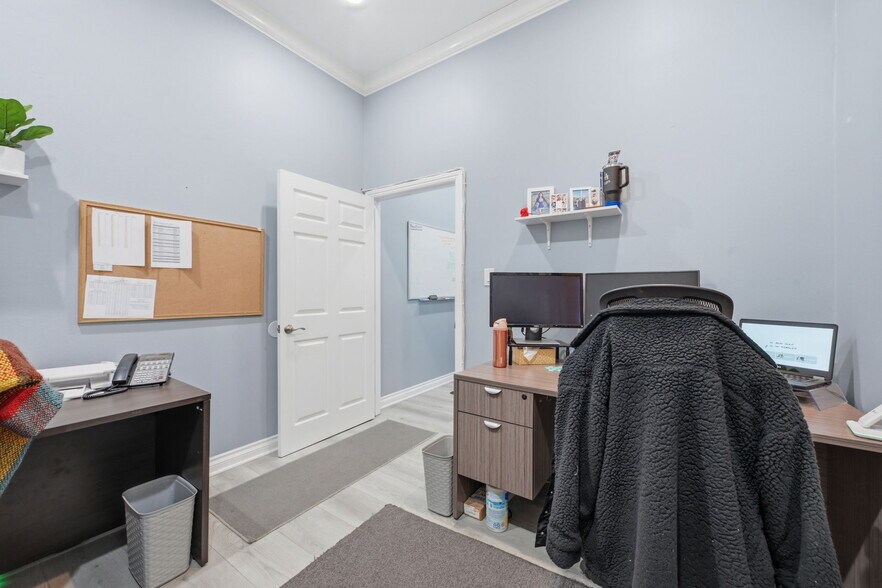 More Photos Of 746 N Mountain Ave, Ontario Freestanding For Lease