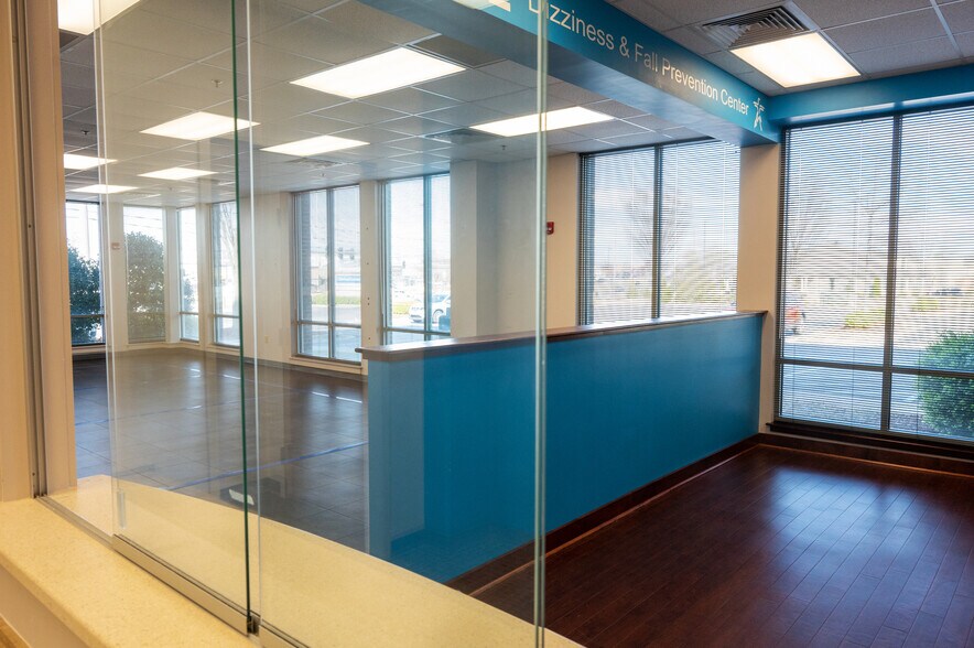 More Photos Of 8337 Us-72 Hwy, Madison Medical For Lease