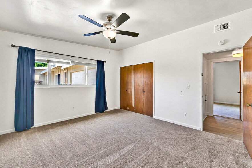 More Photos Of 330 9th St, Del Mar Apartments For Sale