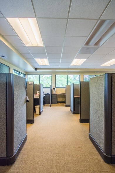 More Photos Of 1600 W Bloomfield Rd, Bloomington Medical For Sale