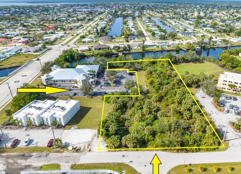 Primary Photo Of 4445 Lister St, Port Charlotte Land For Sale