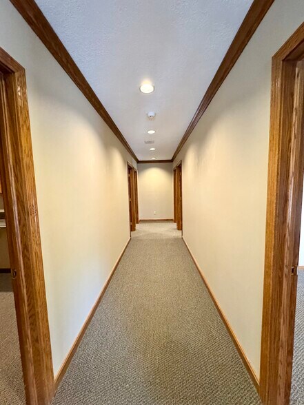 More Photos Of 4051 Whipple Ave NW, North Canton Coworking Space