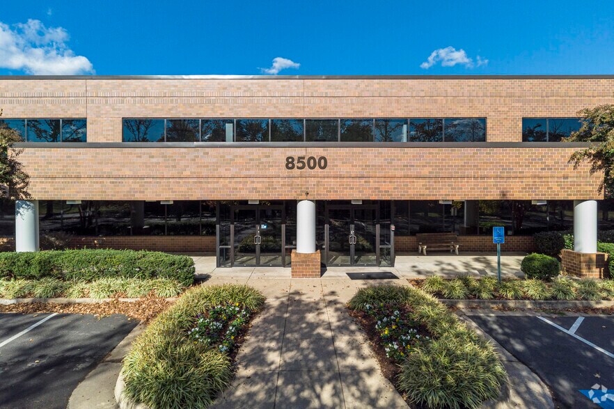 More Photos Of 8500 Cinder Bed Rd, Lorton Flex For Lease