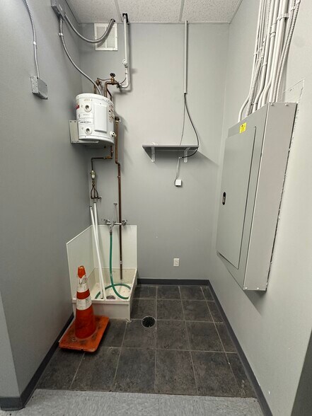 More Photos Of M-59 Rd @ Clark Rd, Hartland Unknown For Lease