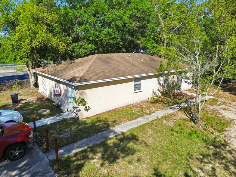 More Photos Of 1061 Alderside St, Jacksonville Multifamily For Sale