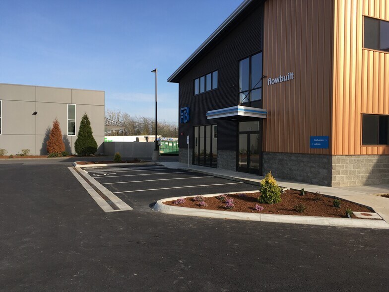 More Photos Of 1830 Scout Pl, Ferndale Warehouse For Sale