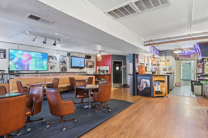 More Photos Of 3911 N Madison St, Spokane Office Residential For Sale