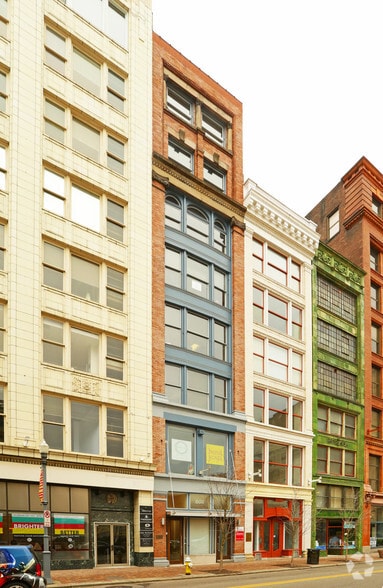 More Photos Of 808 Penn Ave, Pittsburgh Office For Lease