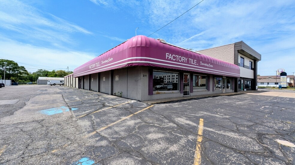 Primary Photo Of 211 N Dixie Way, South Bend Freestanding For Sale