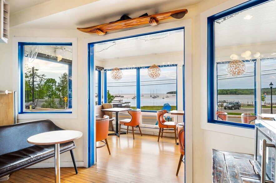 More Photos Of 4113 Main St, Fish Creek Storefront Retail Residential For Sale