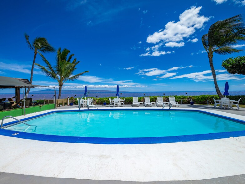 More Photos Of 1300 Kamehameha V Hwy, Kaunakakai Hotel For Sale
