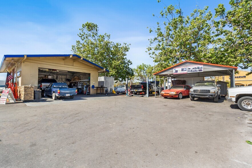 More Photos Of 1001 N H St, Lompoc Convenience Store For Sale