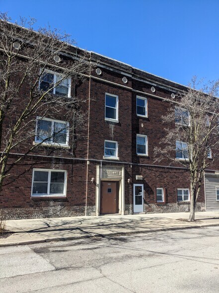 More Photos Of 14626 Lake Shore Blvd, Cleveland Apartments For Sale