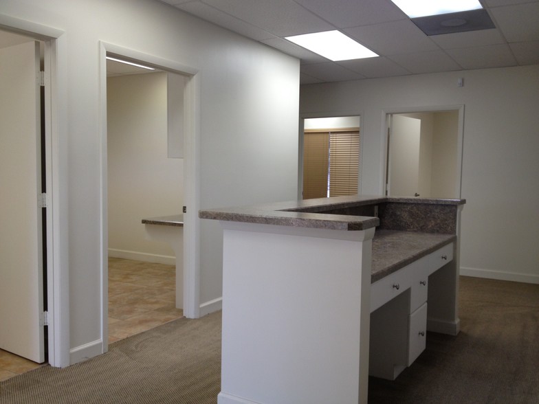 More Photos Of 1861 SE Port St Lucie Blvd, Port Saint Lucie Medical For Lease