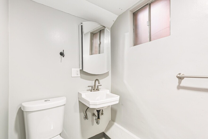 More Photos Of 1360 Franklin St, Denver Apartments For Sale