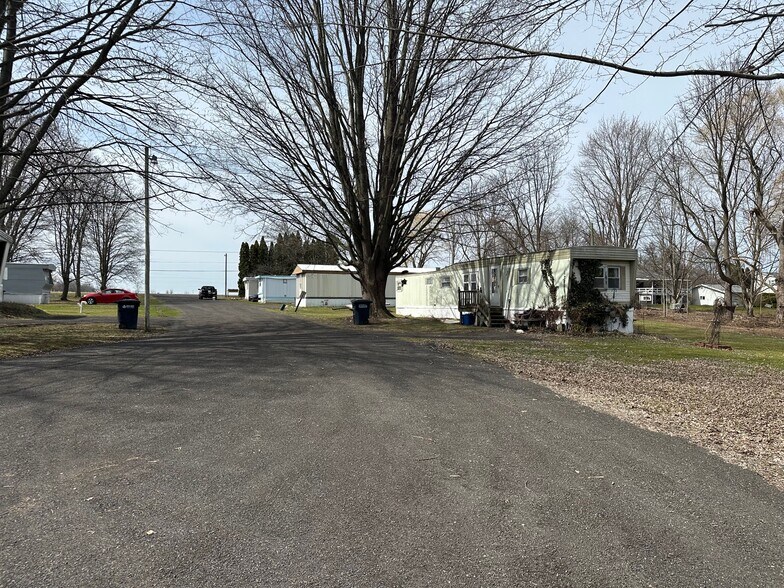More Photos Of 2815 Miller Rd, Waterloo Village Manufactured Housing Mobile Home Park For Sale