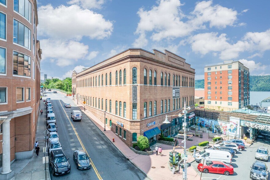 More Photos Of 92 Main St, Yonkers Apartments For Lease