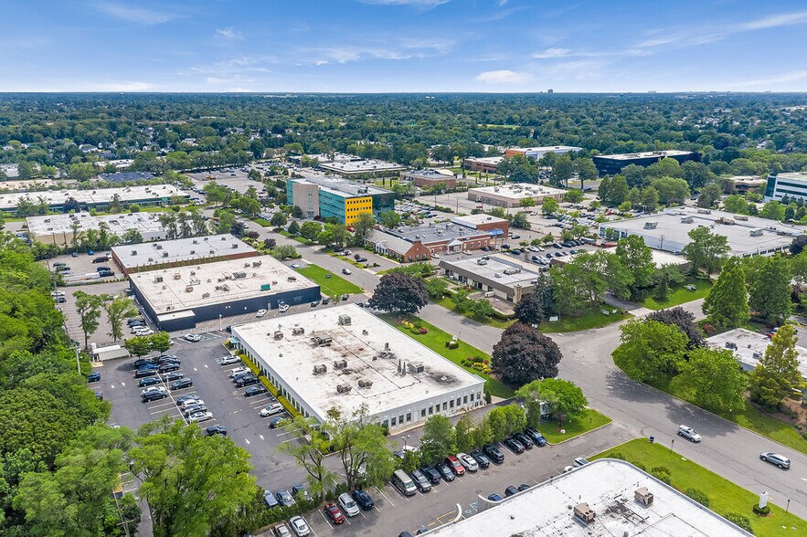 More Photos Of 80 Crossways Park Dr, Woodbury Office For Lease