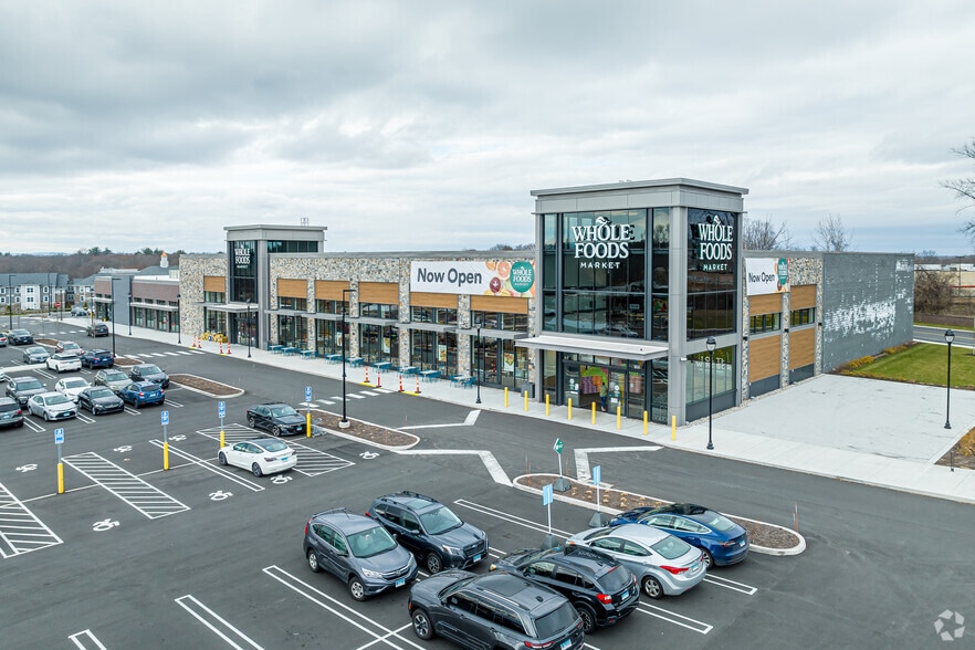 More Photos Of 600 Evergreen Way, South Windsor Unknown For Lease