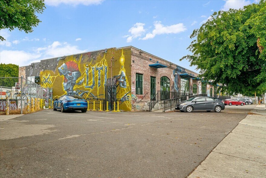 Primary Photo Of 308-312 S Alameda St, Los Angeles Office For Lease