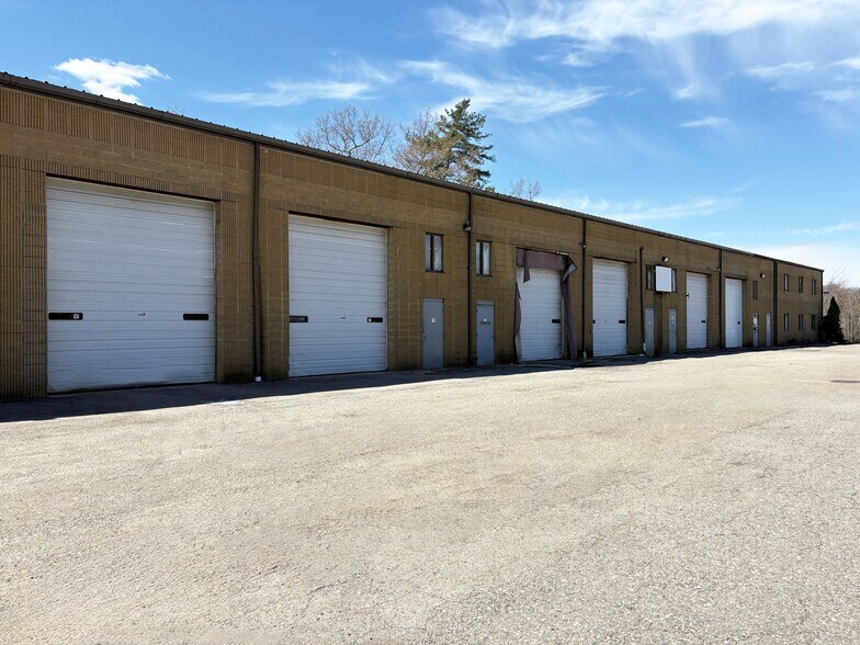 Primary Photo Of 140 Washington St, Foxborough Warehouse For Lease