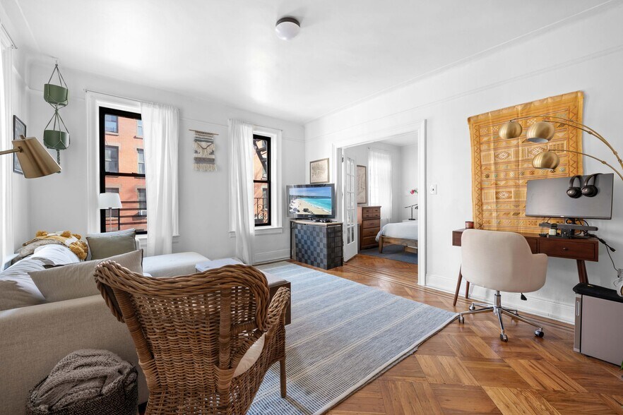 More Photos Of 174 15th St, Brooklyn Apartments For Sale