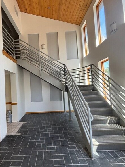 More Photos Of 1130 Sextonville Rd, Richland Center Medical For Lease