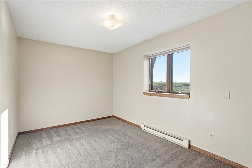 More Photos Of 754 E 11th St, New Richmond Apartments For Sale