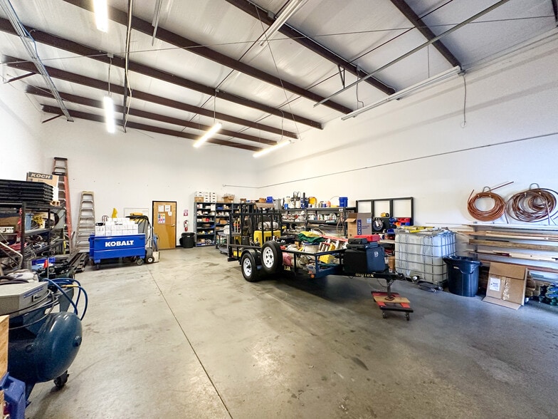 More Photos Of 8810 Westgate Park Dr, Raleigh Flex For Lease