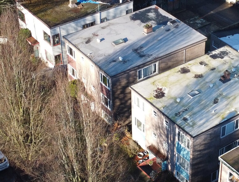 More Photos Of 1775 Adanac St, Vancouver Apartments For Sale