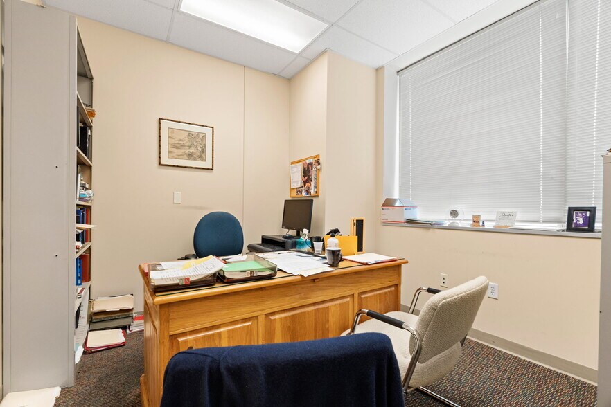 More Photos Of 625 6th Ave S, Saint Petersburg Medical For Sale