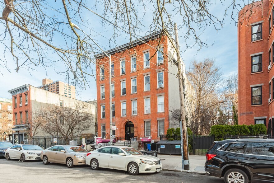 More Photos Of 293 Grand Ave, Brooklyn Apartments For Sale