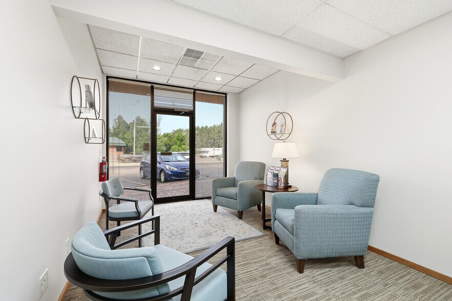 More Photos Of 1840 Post Rd, Plover Storefront Retail Office For Sale