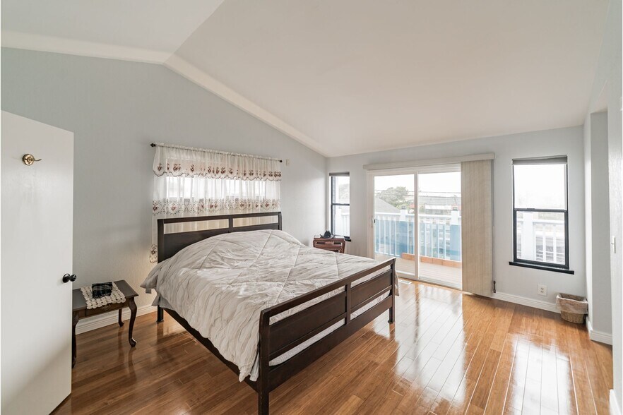 More Photos Of 419 Harvey Pl, Pacifica Apartments For Sale