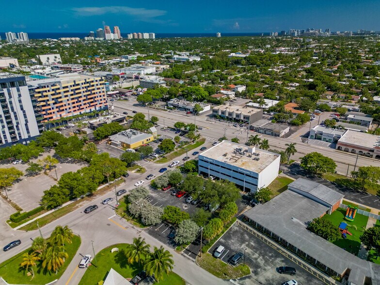 More Photos Of 1995 E Oakland Park Blvd, Fort Lauderdale Loft Creative Space For Lease