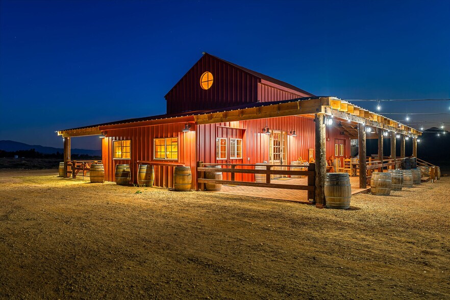 More Photos Of 9640 Sierra Hwy, Agua Dulce Winery Vineyard For Sale
