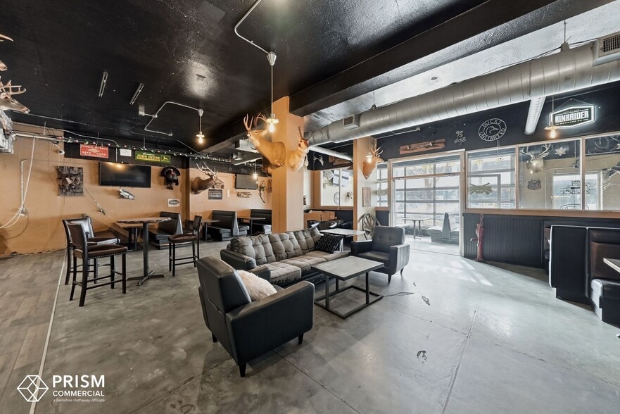 More Photos Of 1332-1336 P St, Lincoln Storefront Retail Office For Sale