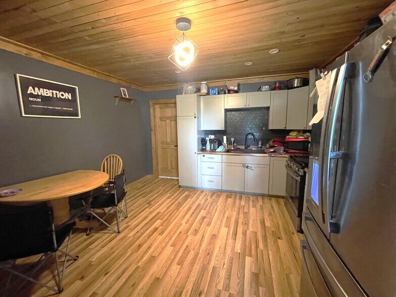 More Photos Of 19 Mason Corner Rd, Saint Albans Multifamily For Sale