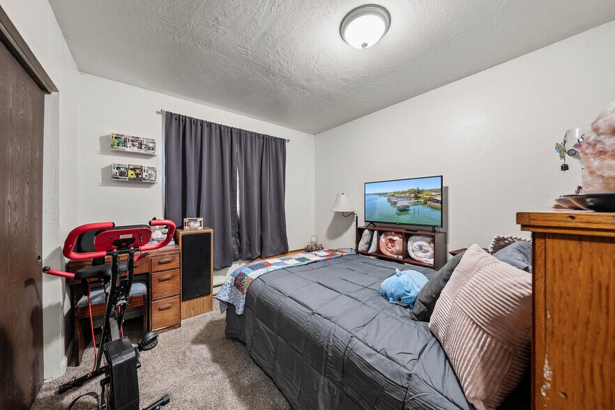 More Photos Of 4584 S Terrace Ave, Lakeport Apartments For Sale