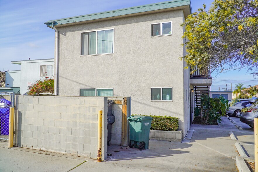 More Photos Of 637 10th St, Imperial Beach Apartments For Sale