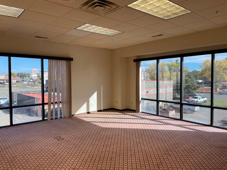 More Photos Of 931 S 9th St, Bismarck Loft Creative Space For Sale