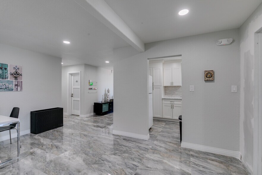 More Photos Of 612 S Jones Blvd, Las Vegas Office Residential For Sale