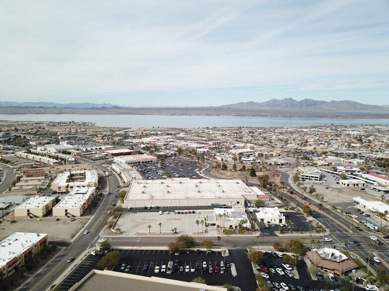 More Photos Of 1850-1870 Mcculloch Blvd N, Lake Havasu City General Retail For Sale