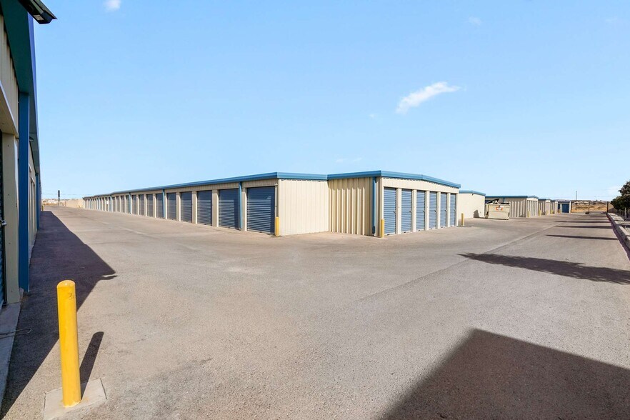 More Photos Of 14150 Pebble Hills Blvd, El Paso Self Storage For Sale