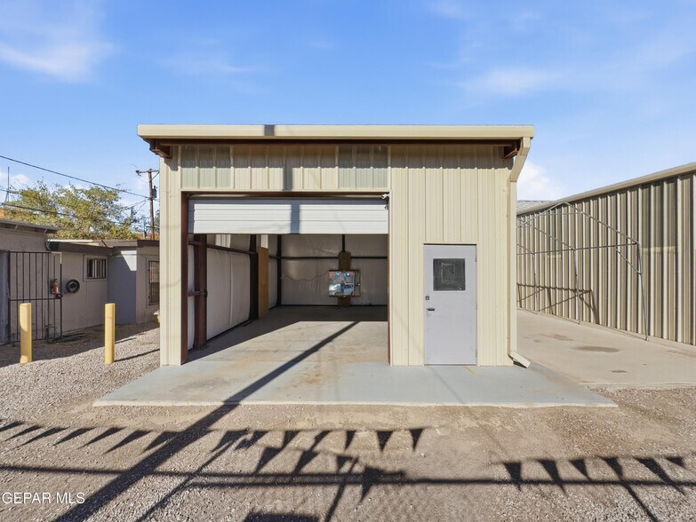 More Photos Of 2201 Texas Ave, El Paso Warehouse For Sale