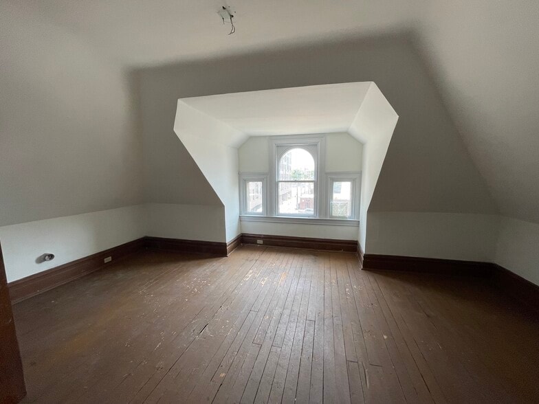 More Photos Of 486 S Graham St, Pittsburgh Religious Facility For Sale
