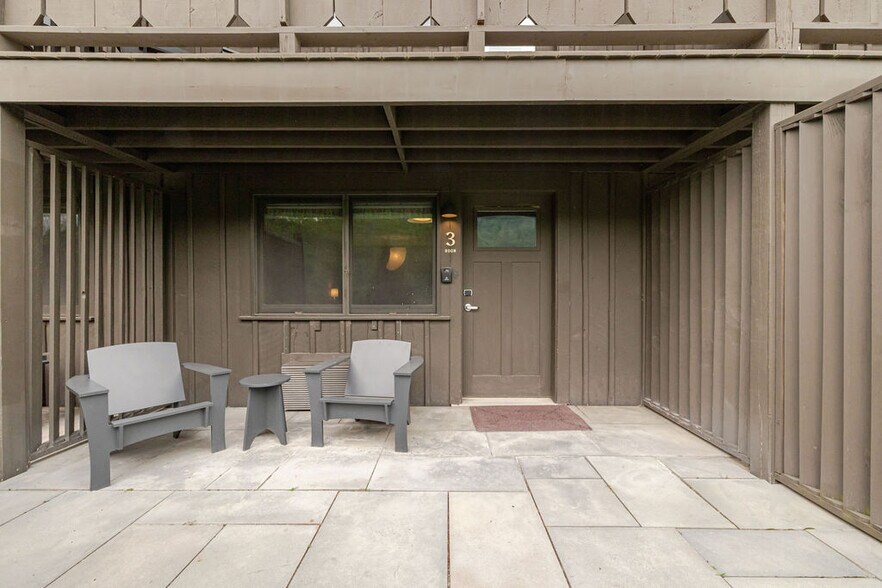 More Photos Of 37 Catamount Rd Hillsdale, Hillsdale Hotel For Sale