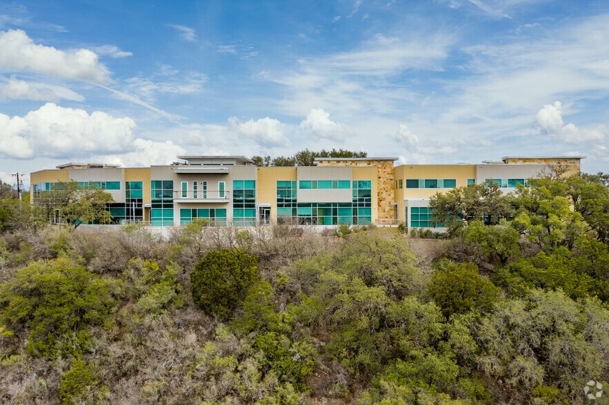 More Photos Of 17339 Redland Rd, San Antonio Office For Lease